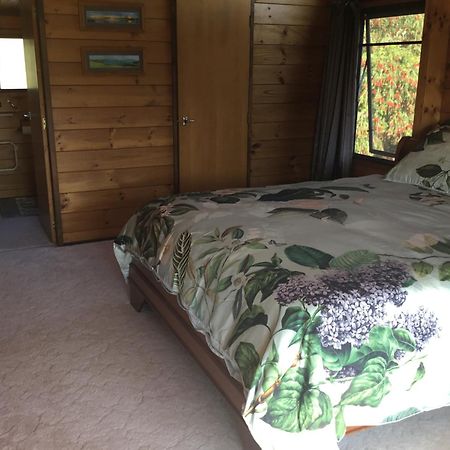 Norfolk Gardens Bed And Breakfast Te Kopuru Стая снимка