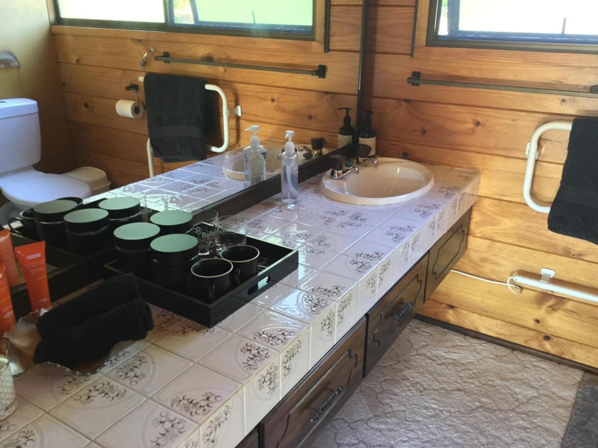 Norfolk Gardens Bed And Breakfast Te Kopuru Екстериор снимка